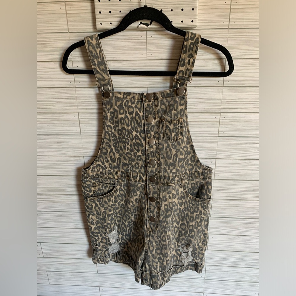 Easel Leopard Print Short Overalls shorts Romper distressed Like new